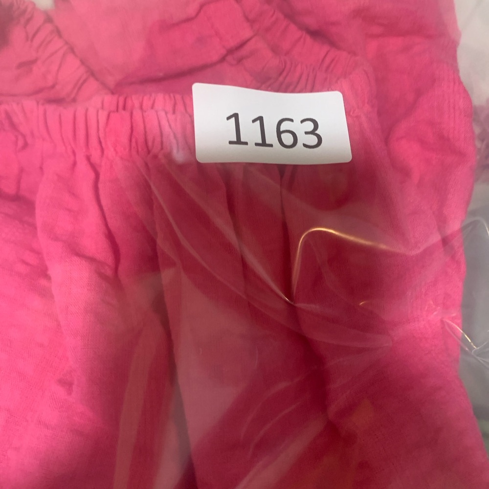 XL Old Navy Vibrant Pink Top! Feminine & Fun!Light-Weight & Comfy for On-the-Go! - Picture 12 of 13